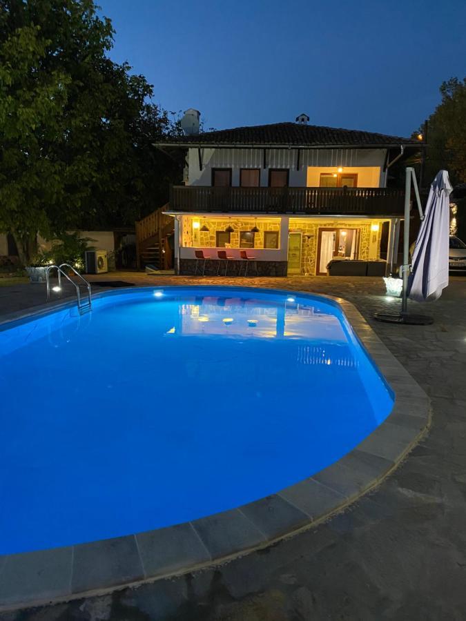 Angliiska Vila Arbanasi Exterior photo